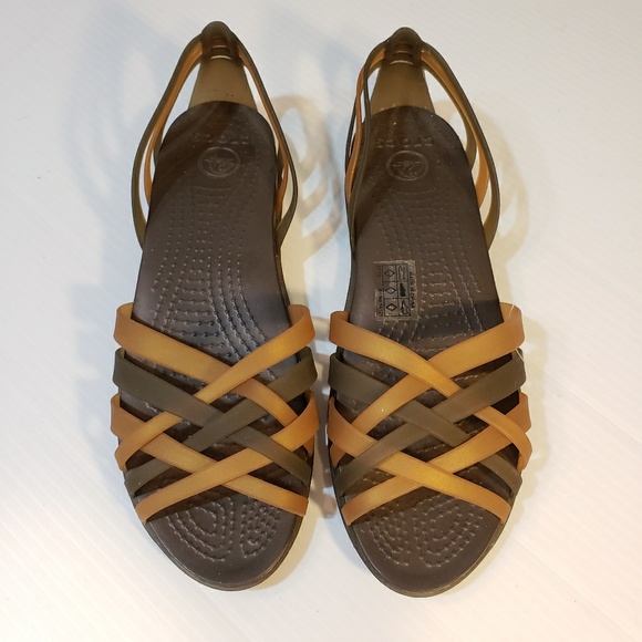 strappy rubber sandals